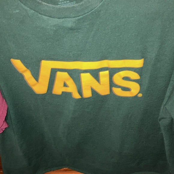 Bundle of two Vans crop shirts - Picture 2 of 3